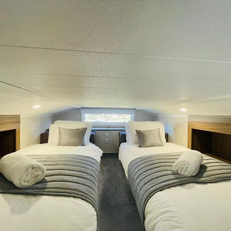 Ferienhaus The Hideaway With Hot Tub *